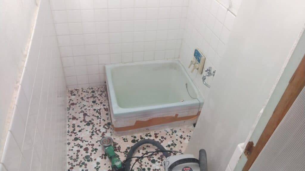 浴槽の入れ替え　施工ブログ